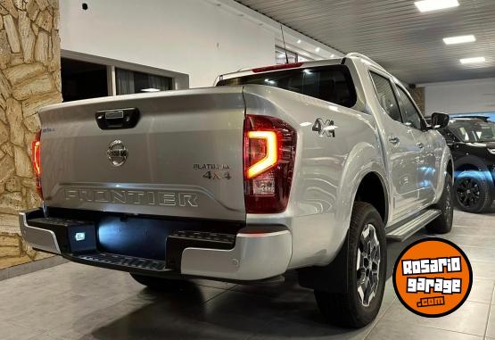 Camionetas - Nissan FRONTIER D/C PLATINUM 4x4 2024 Diesel 0Km - En Venta