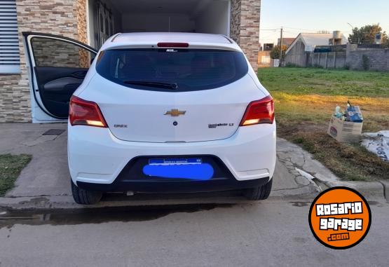 Autos - Chevrolet Onix 2017 Nafta 68000Km - En Venta