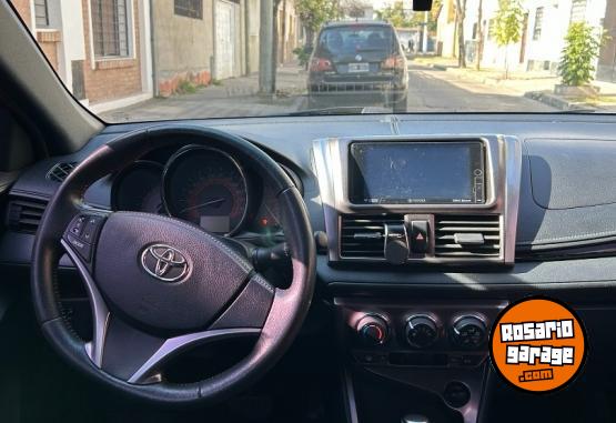 Autos - Toyota YARIS 2017 Nafta 65000Km - En Venta