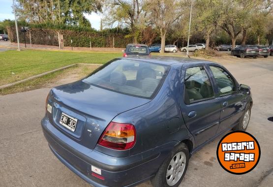 Autos - Fiat sedan full 2004 Diesel 222000Km - En Venta