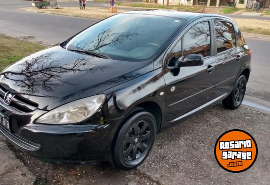 Autos - Peugeot 307 2005 Nafta 245000Km - En Venta