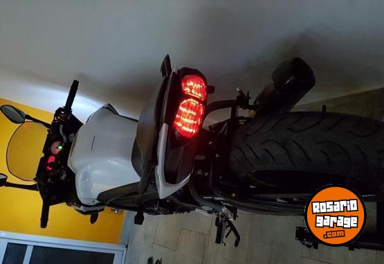 Motos - Yamaha Fazer - FZ8 2012 Nafta 24500Km - En Venta