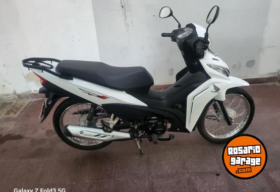 Motos - Honda Wave 110 2022 Nafta 1400Km - En Venta