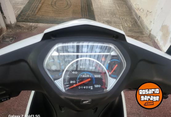 Motos - Honda Wave 110 2022 Nafta 1400Km - En Venta