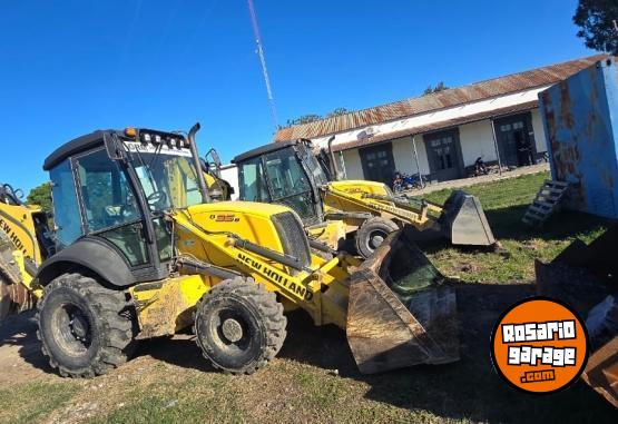 Camiones y Gras - NEW HOLLAND B95 4X4 2023 - En Venta