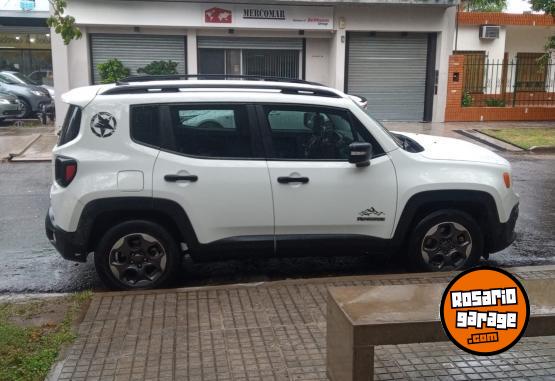 Camionetas - Jeep Renegade 2016 Nafta 120000Km - En Venta