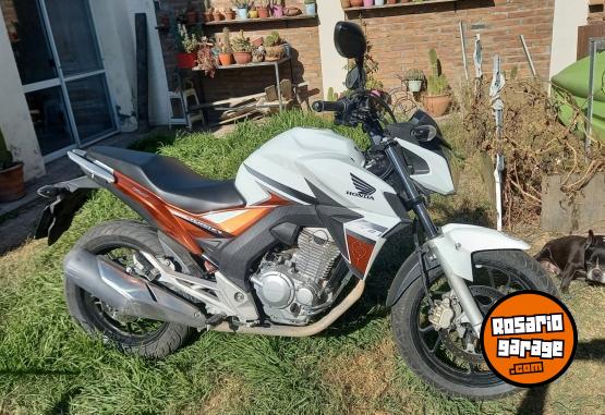 Motos - Honda TWISTER  250 2019 Nafta 20000Km - En Venta