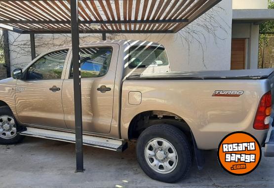 Camionetas - Toyota HILUX 2009 Diesel 247000Km - En Venta