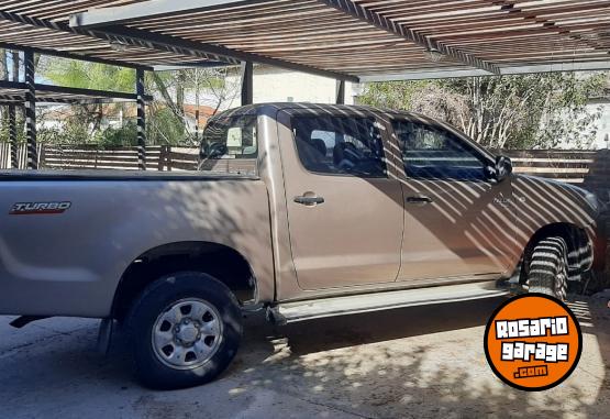 Camionetas - Toyota HILUX 2009 Diesel 247000Km - En Venta