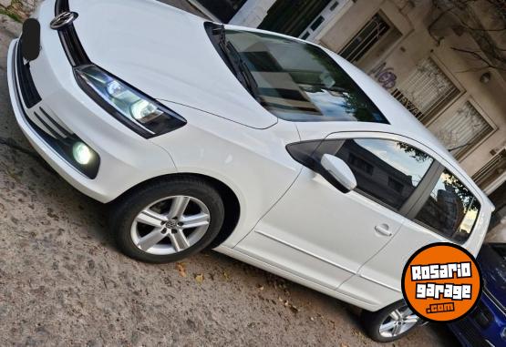 Autos - Volkswagen Fox TRENDLINE 2015 Nafta 21000Km - En Venta