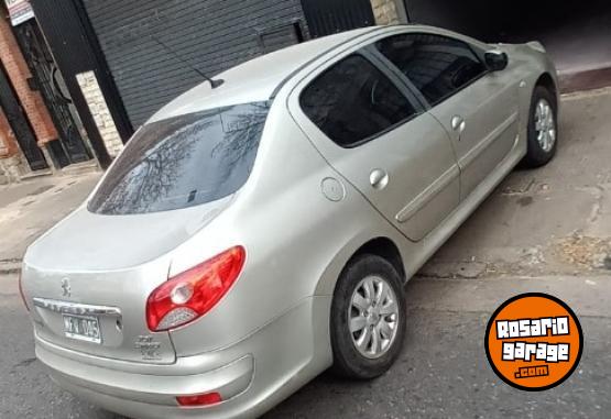 Autos - Peugeot 207 2013 Nafta 148000Km - En Venta