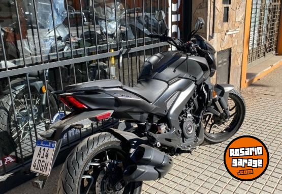 Motos - Bajaj DOMINAR 400 2021 Nafta 10000Km - En Venta