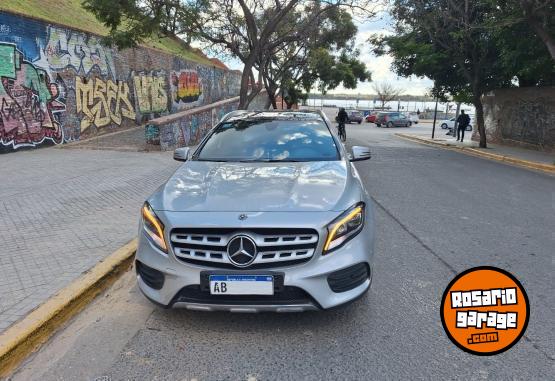 Camionetas - Mercedes Benz GLA 250 AMG 2017 Nafta 40000Km - En Venta