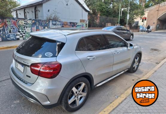 Camionetas - Mercedes Benz GLA 250 AMG 2017 Nafta 40000Km - En Venta