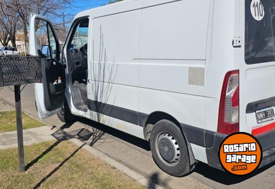 Utilitarios - Renault Master 2013 Diesel 258000Km - En Venta