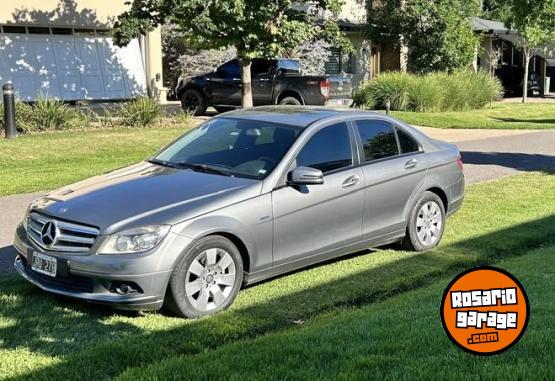 Autos - Mercedes Benz C 200 CGI 2011 Nafta 124000Km - En Venta