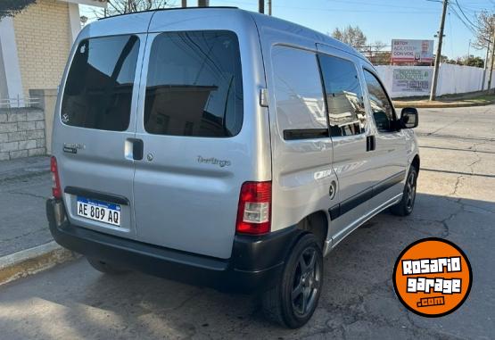 Utilitarios - Citroen berlingo 2021 Diesel 74000Km - En Venta