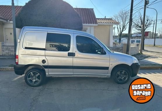 Utilitarios - Citroen berlingo 2021 Diesel 74000Km - En Venta