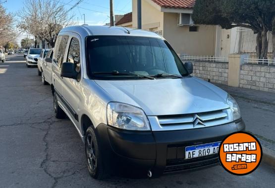 Utilitarios - Citroen berlingo 2021 Diesel 74000Km - En Venta