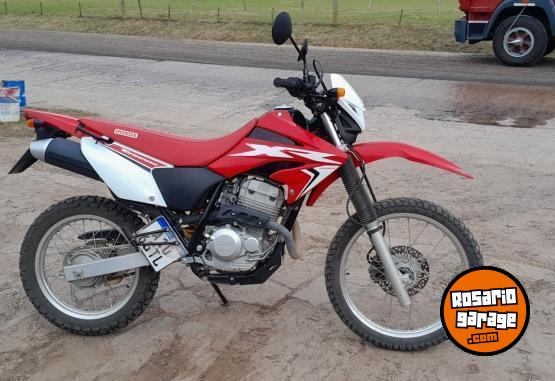 Motos - Honda Xr tornado 2019 Nafta 8200Km - En Venta