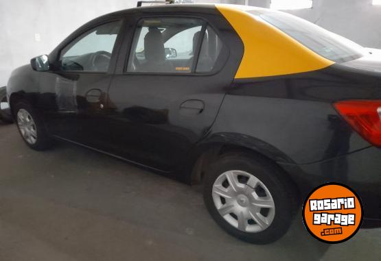 Autos - Renault Logan 2018 GNC 200000Km - En Venta