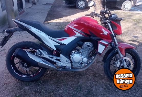 Motos - Honda Cb250 2020 Nafta 23000Km - En Venta