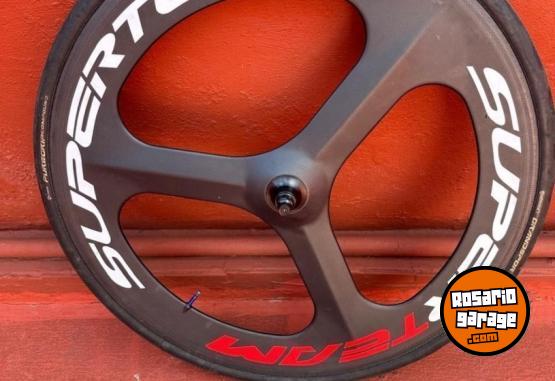 Deportes - Rueda 3 Palos Carbono Clincher Pista Delantera (R28) - En Venta