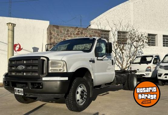 Camiones y Gras - F 4000 C/SIMPLE CUMMINS EURO MECIII 3.9 TDI 4x4 XL ao 2011 IMPECABLE! Acrcate a ORIO HNOS, SAN GENARO, concesionario oficial DFM, JMC, ISUZU, KAMA Camiones - En Venta