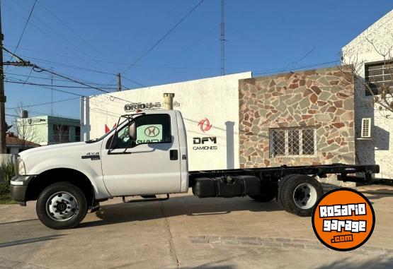 Camiones y Gras - F 4000 C/SIMPLE CUMMINS EURO MECIII 3.9 TDI 4x4 XL ao 2011 IMPECABLE! Acrcate a ORIO HNOS, SAN GENARO, concesionario oficial DFM, JMC, ISUZU, KAMA Camiones - En Venta