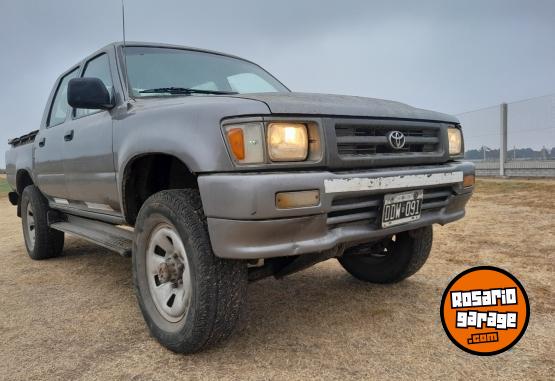 Camionetas - Toyota Hilux 2000 Diesel 400000Km - En Venta