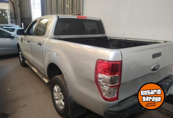 Camionetas - Ford RANGER 2012 Diesel 111111Km - En Venta