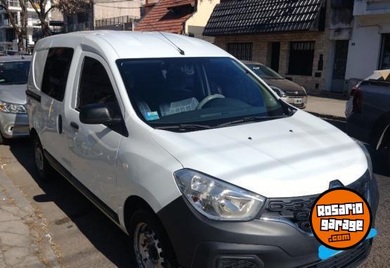 Utilitarios - Renault KANGOO II EXPRESS 5A 1.5 2018 Diesel 180000Km - En Venta