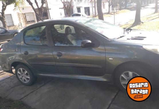 Autos - Peugeot 207 compact 2009 Nafta 230000Km - En Venta