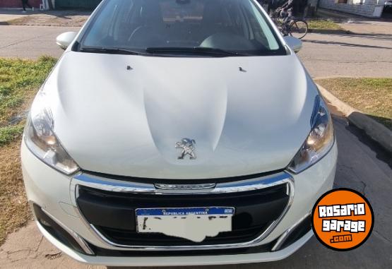 Autos - Peugeot FELINE 208 2017 Nafta 95000Km - En Venta