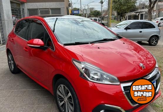 Autos - Peugeot 208 Feline 2017 Nafta 110000Km - En Venta