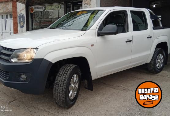 Camionetas - Volkswagen Trendline con CC y levant 2013 Diesel 270000Km - En Venta