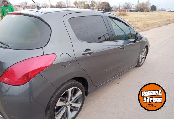 Autos - Peugeot 308 Allure 2014 Nafta 180000Km - En Venta