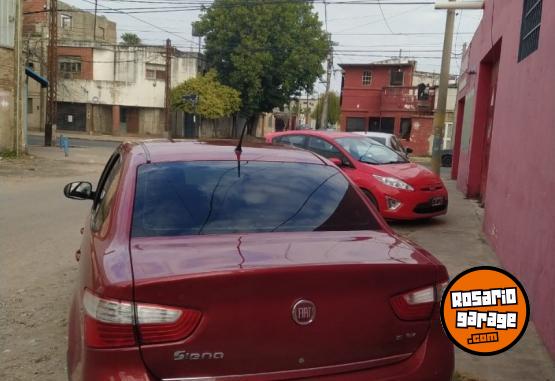 Autos - Fiat Gran siena 2014 GNC 220000Km - En Venta