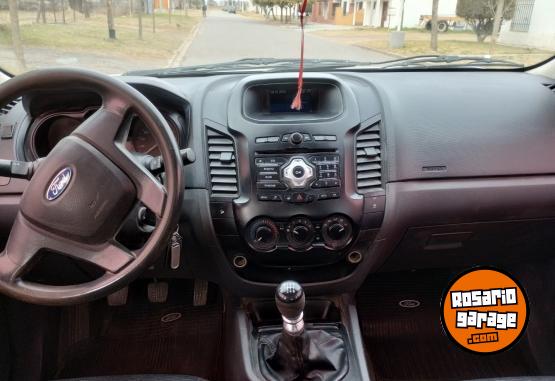 Camionetas - Ford Ranger 2014 Diesel 300Km - En Venta