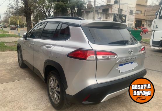 Autos - Toyota COROLLA CROSS XLI 2022 Nafta 56000Km - En Venta