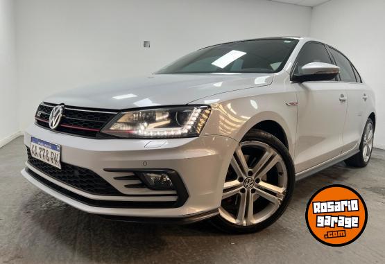 Autos - Volkswagen VENTO GLI BI TONO 2016 Nafta 98000Km - En Venta