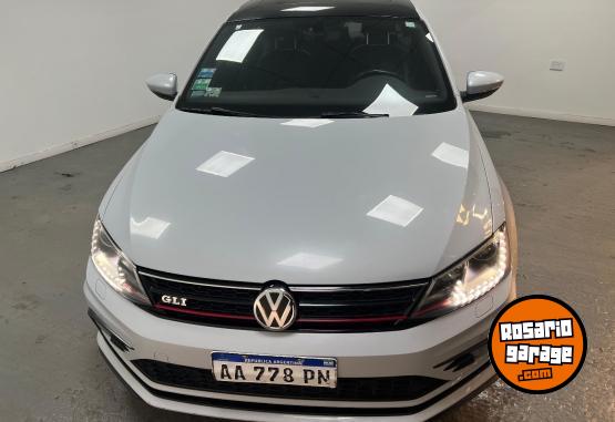 Autos - Volkswagen VENTO GLI BI TONO 2016 Nafta 98000Km - En Venta