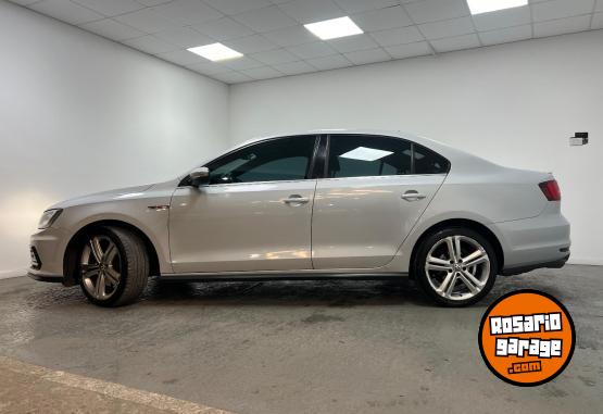 Autos - Volkswagen VENTO GLI BI TONO 2016 Nafta 98000Km - En Venta