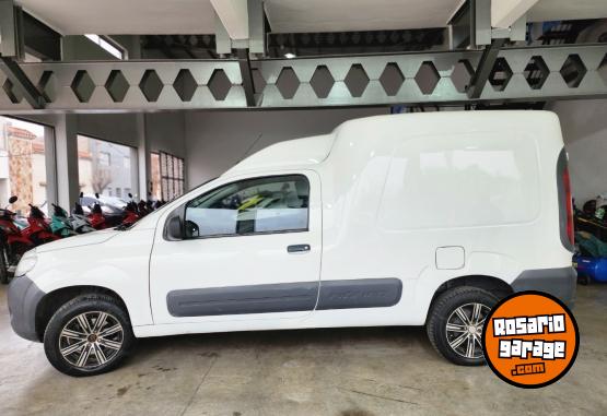 Utilitarios - Fiat FIORINO 2016 GNC 110000Km - En Venta