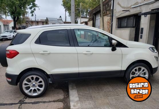 Camionetas - Ford Ecosport 2023 Nafta 21000Km - En Venta