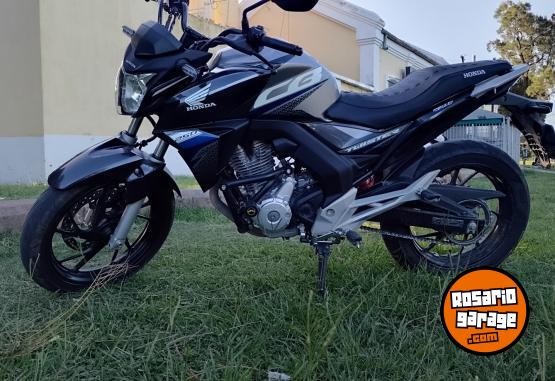 Motos - Honda CB 250 TWISTER 2022 Nafta 9000Km - En Venta