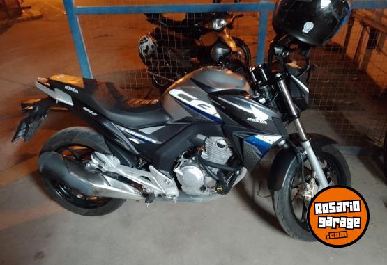 Motos - Honda CB 250 TWISTER 2022 Nafta 9000Km - En Venta