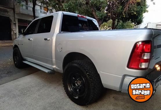 Camionetas - Dodge RAM 1500 Hemi 2014 Nafta 62000Km - En Venta