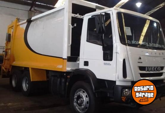 Camiones y Gras - IVECO TECTOR ATTACK 170 E 25 - AUTOMATICO - COMPACTADOR 21M3 - En Venta