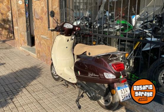 Motos - Motomel STRATO EURO 150 2023 Nafta 550Km - En Venta